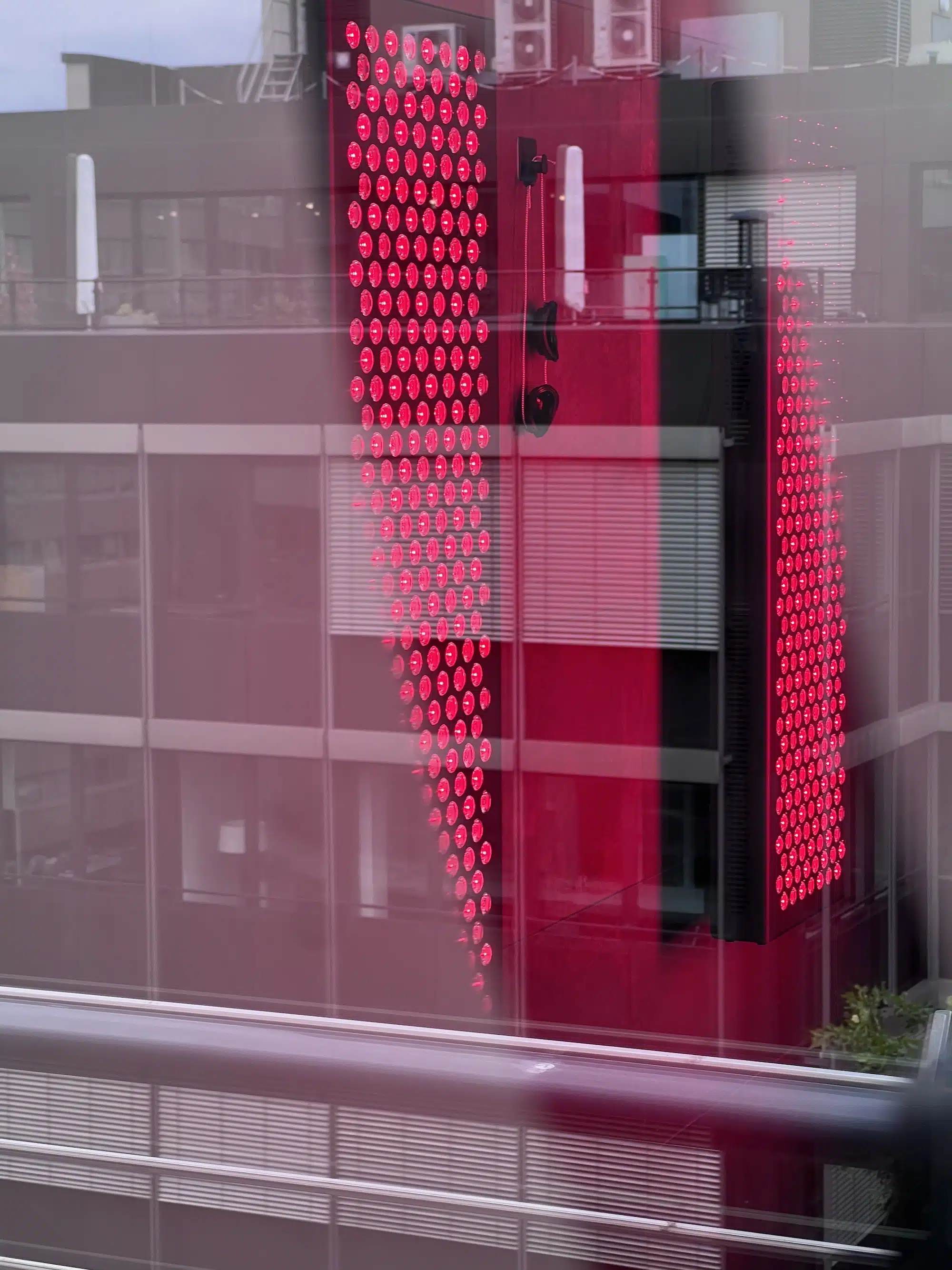Rotlicht-Anwendung bei Recover Society Frankfurt